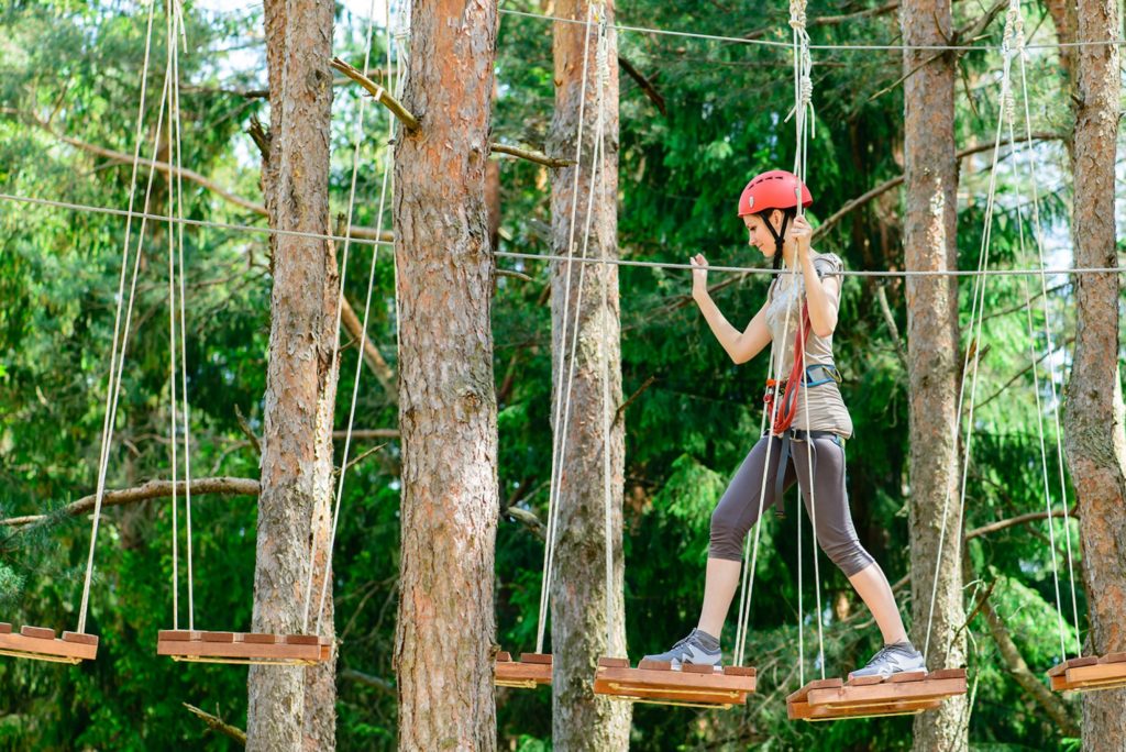 accrobranche : parcours aventures, laser game outdoor en pleine nature Parc aventure de Rustrel